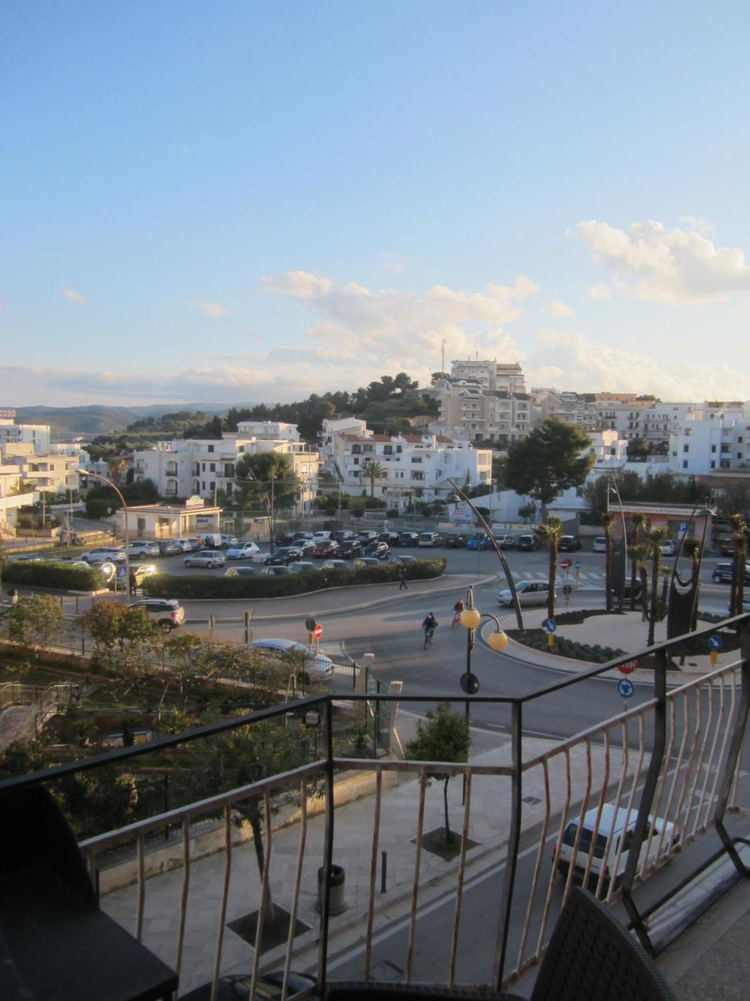 LE CALLE a VIESTE sul Gargano Esterno foto